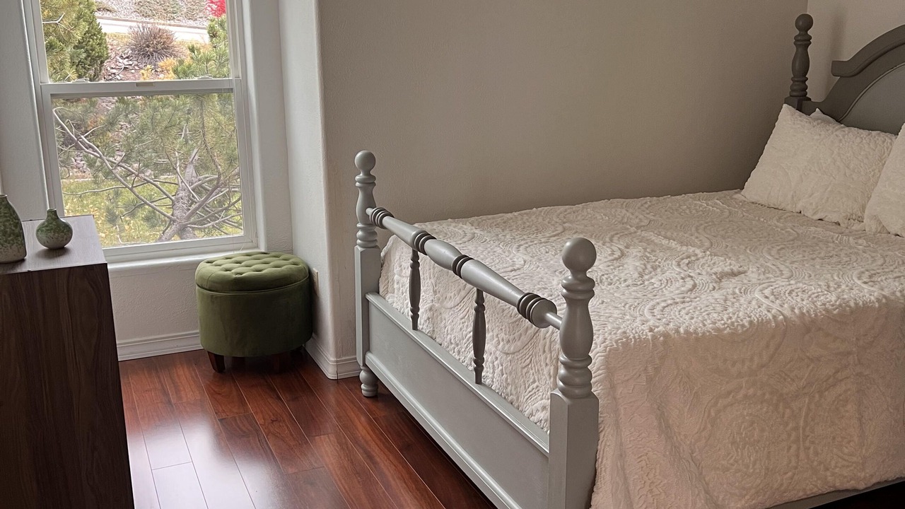 Photo of Bedroom in Farviews - Pattee Canyon