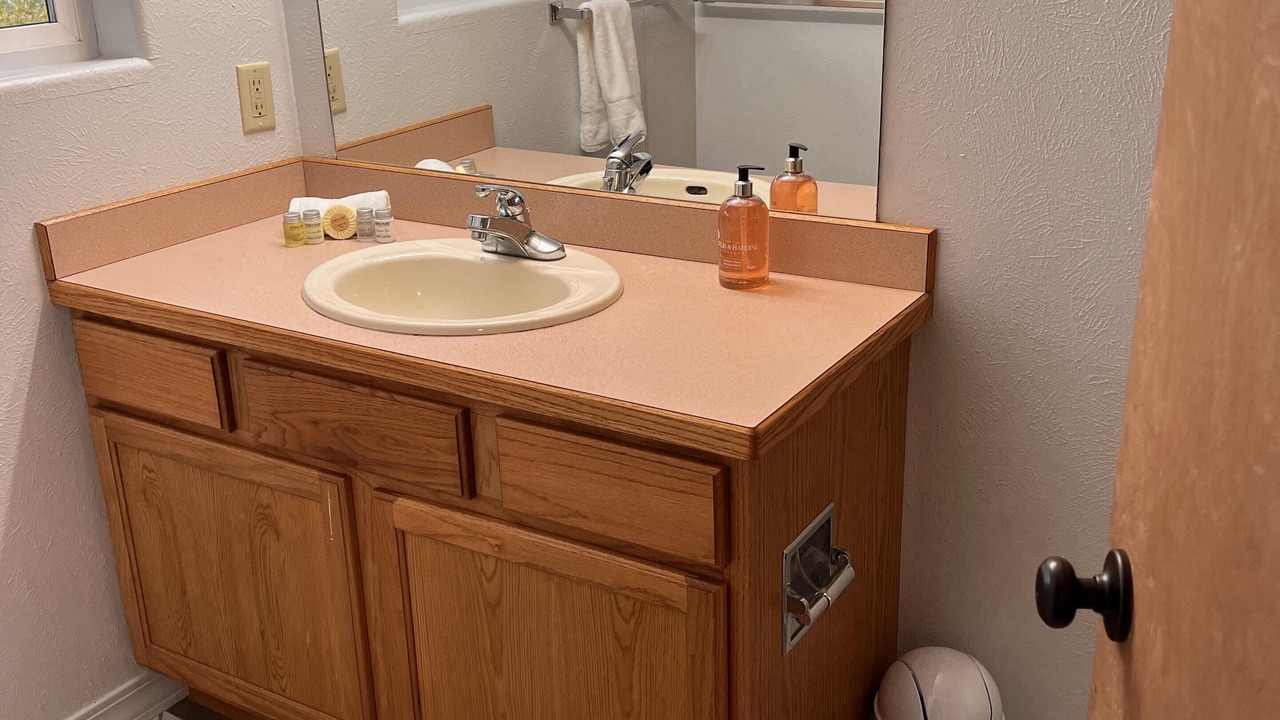 Photo of Bathroom in Farviews - Pattee Canyon