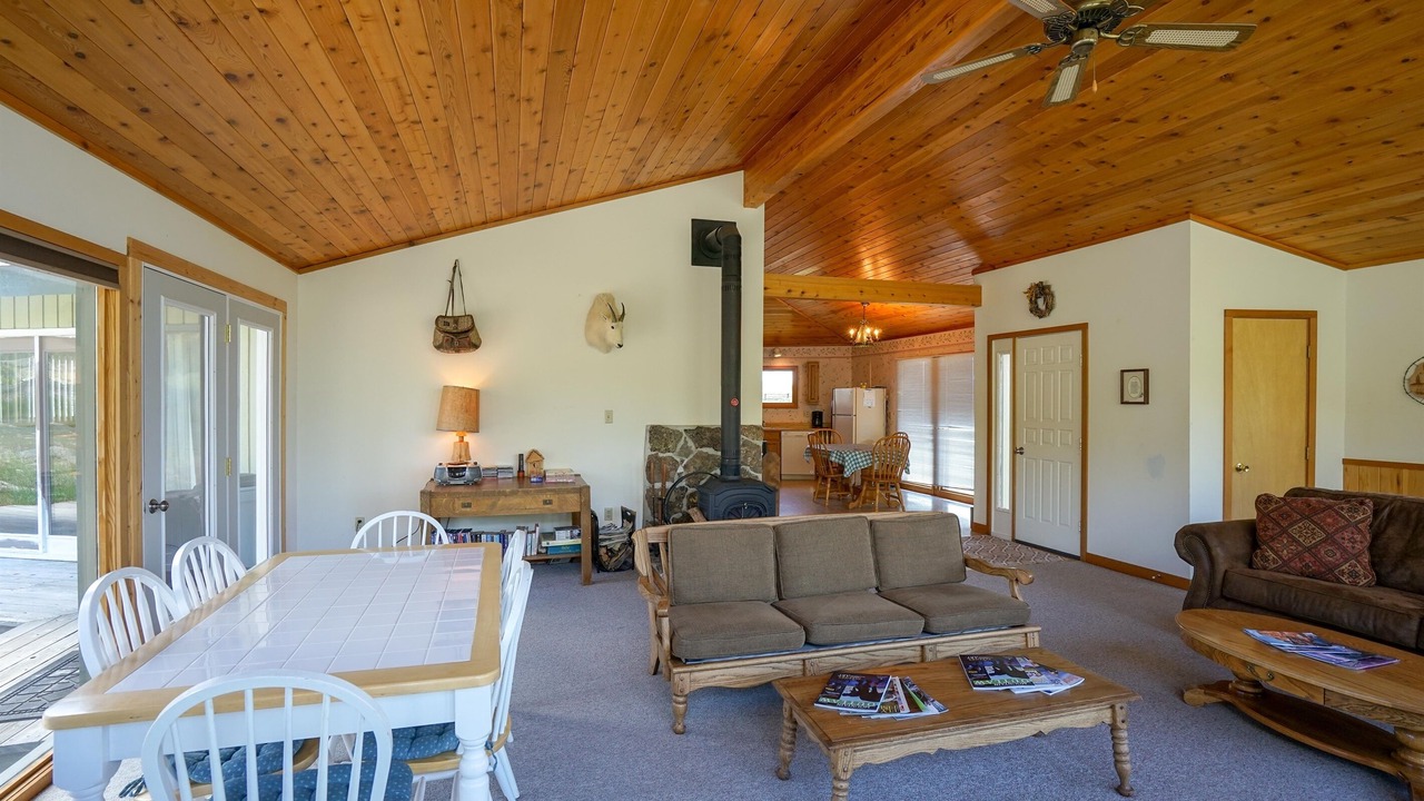 Photo of Livingroom in Cameron