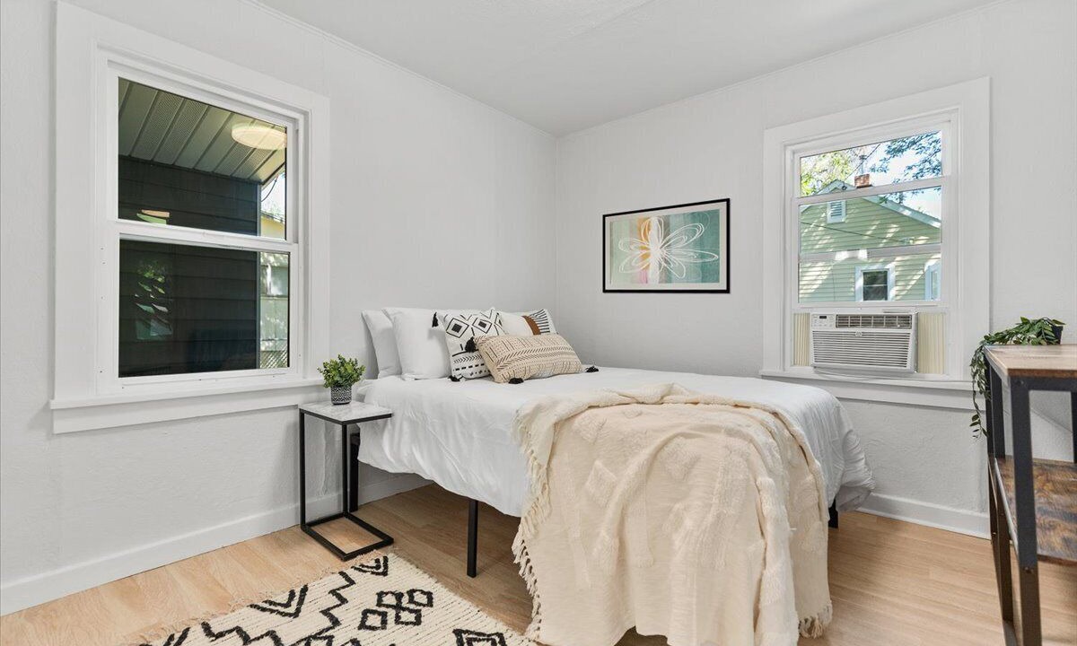 Photo of Bedroom in Central - Terry