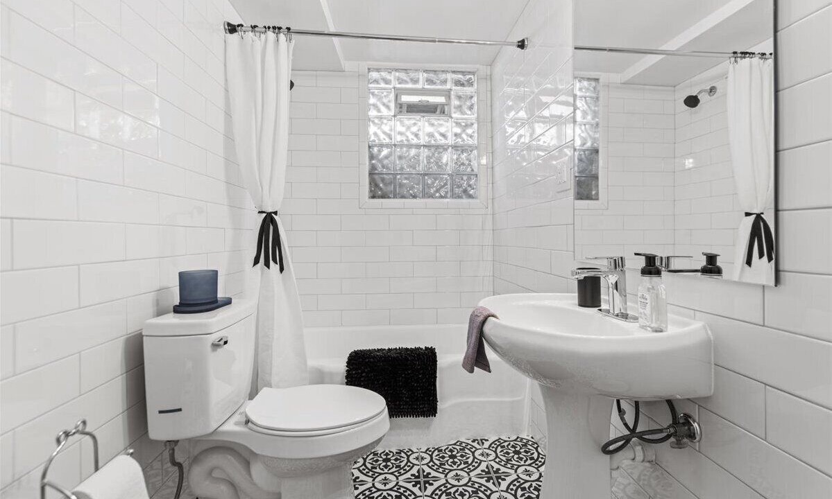 Photo of Bathroom in Billings