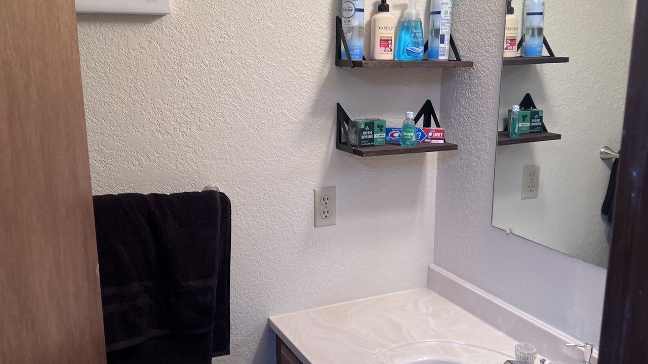 Photo of Bathroom in Central - Terry