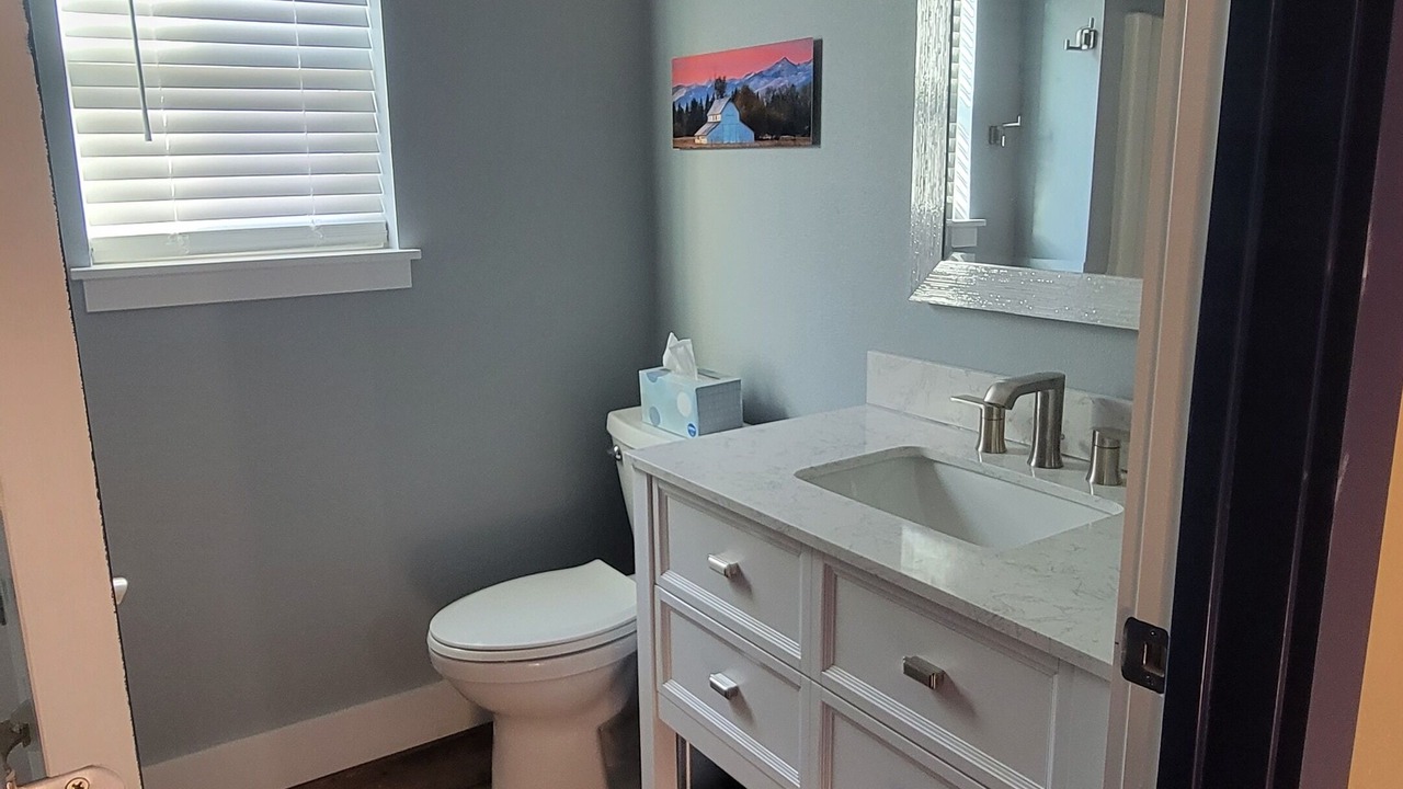 Photo of Bathroom in River Road