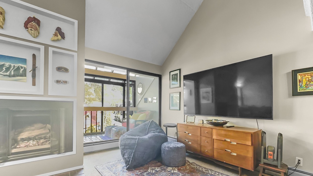 Photo of Livingroom in East Village at Copper