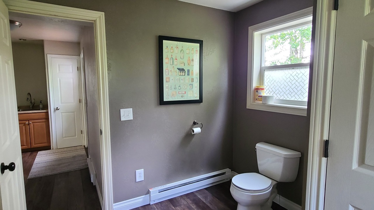 Photo of Bathroom in Geyser