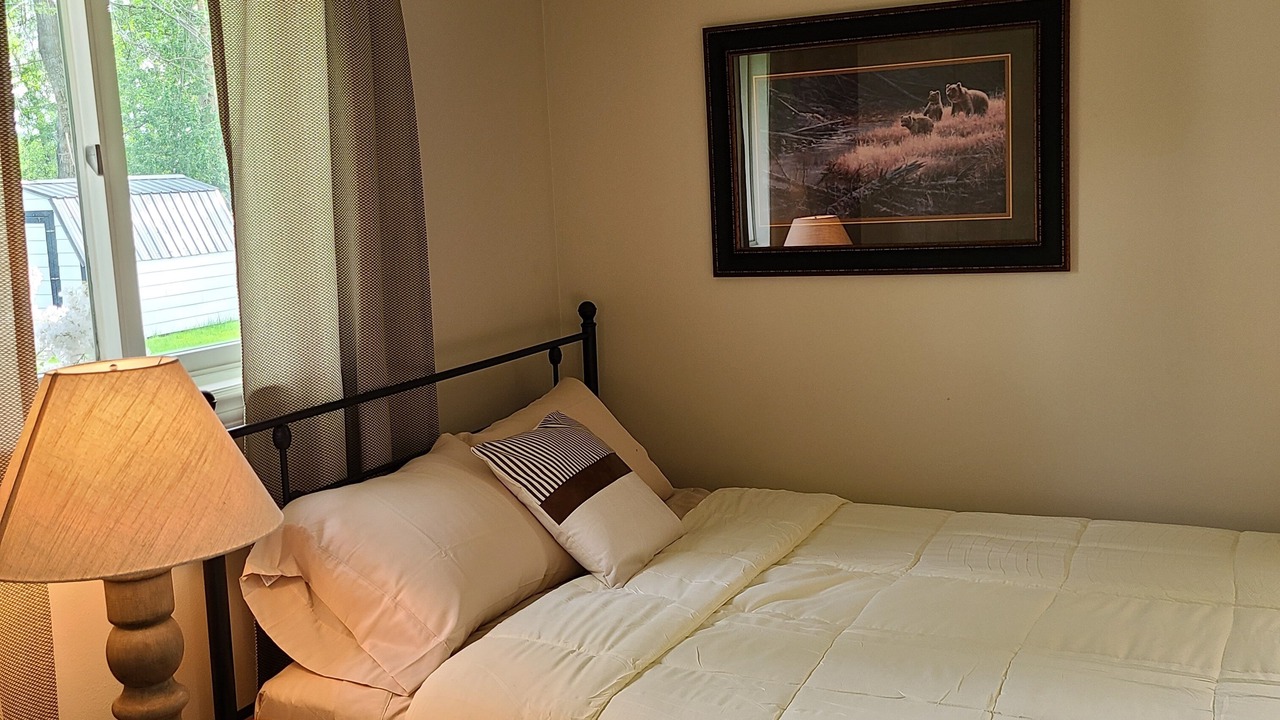 Photo of Bedroom in Geyser