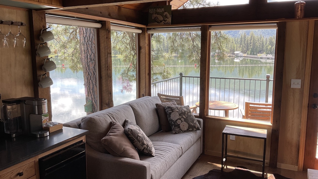 Photo of Livingroom in Thompson Falls
