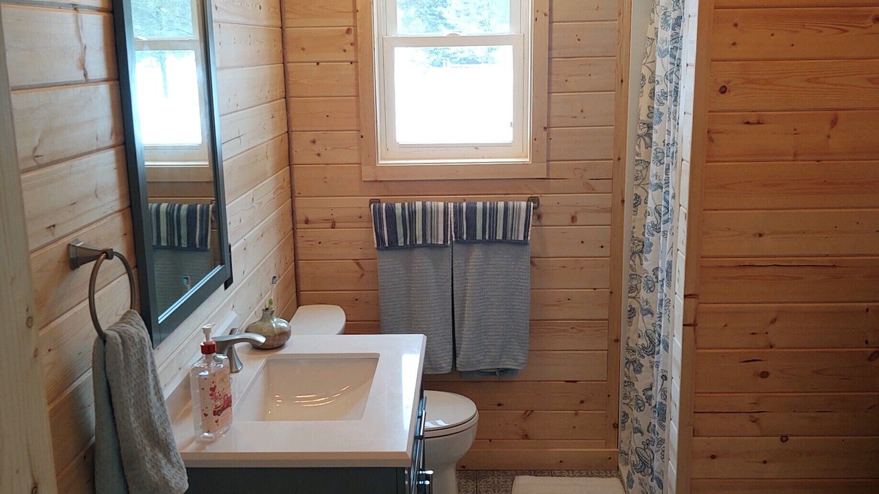 Photo of Bathroom in Haugan