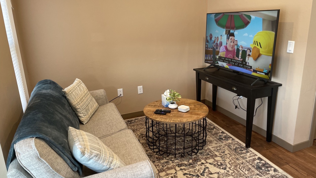 Photo of Livingroom in Helena West Side