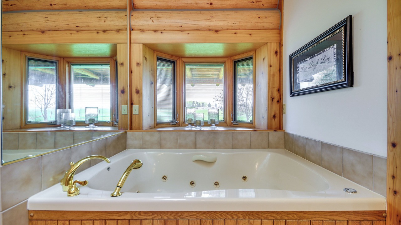 Photo of Bathroom in Roberts