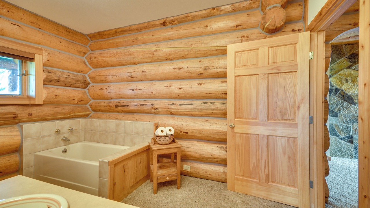 Photo of Bathroom in Roberts