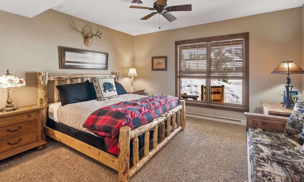 Photo of Bedroom in Powder Ridge