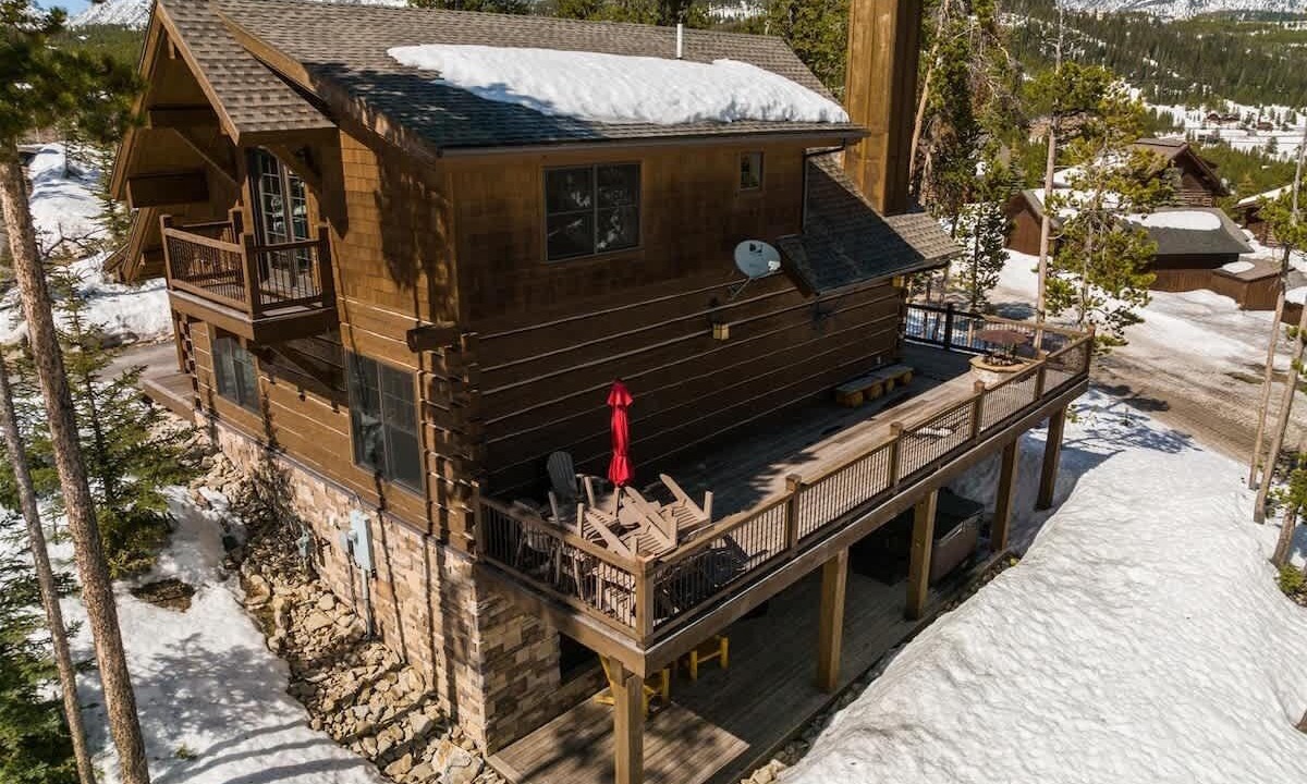 Photo of Outdoor in Powder Ridge
