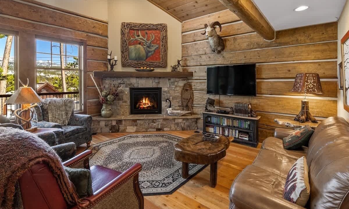 Photo of Livingroom in Powder Ridge