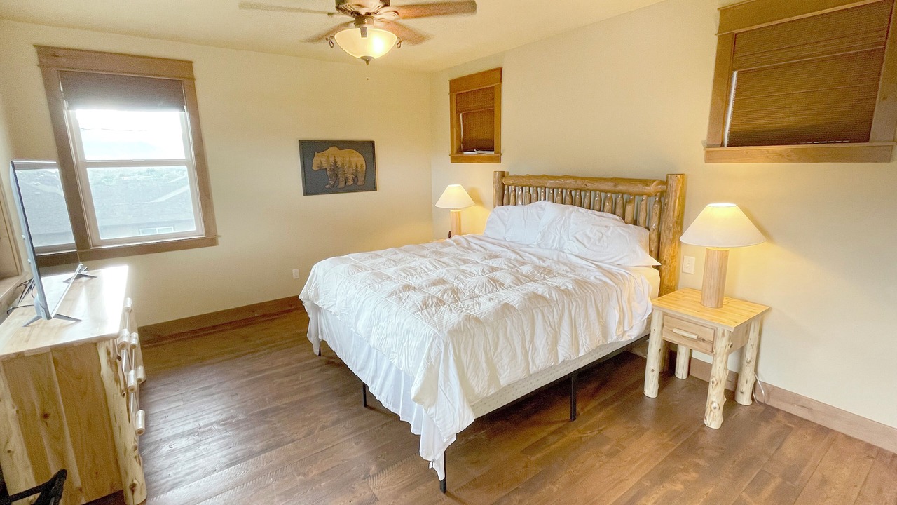 Photo of Bedroom in Gardiner