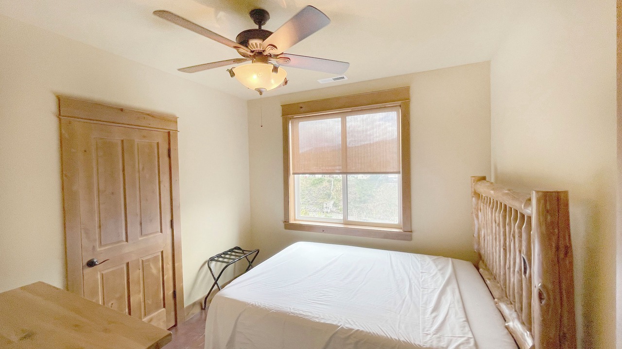 Photo of Bedroom in Gardiner