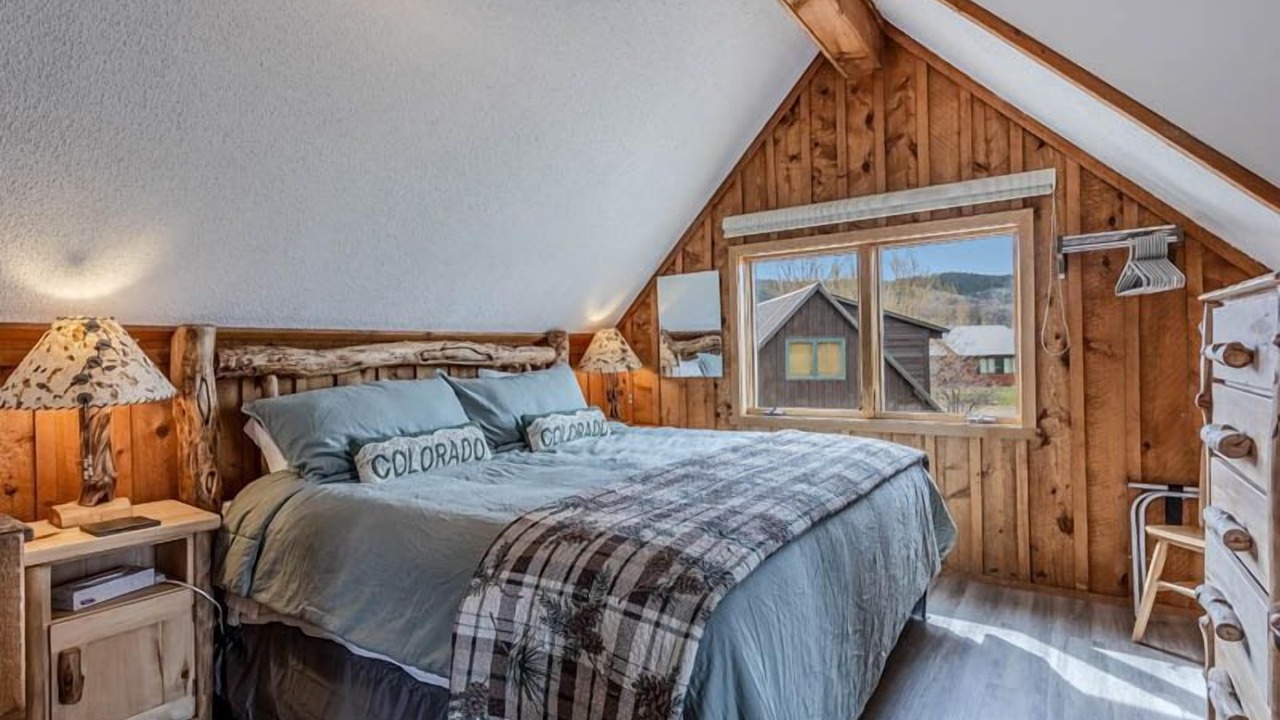 Photo of Bedroom in Clark