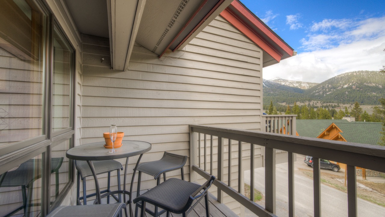 Photo of Patio Balcony in Big Sky