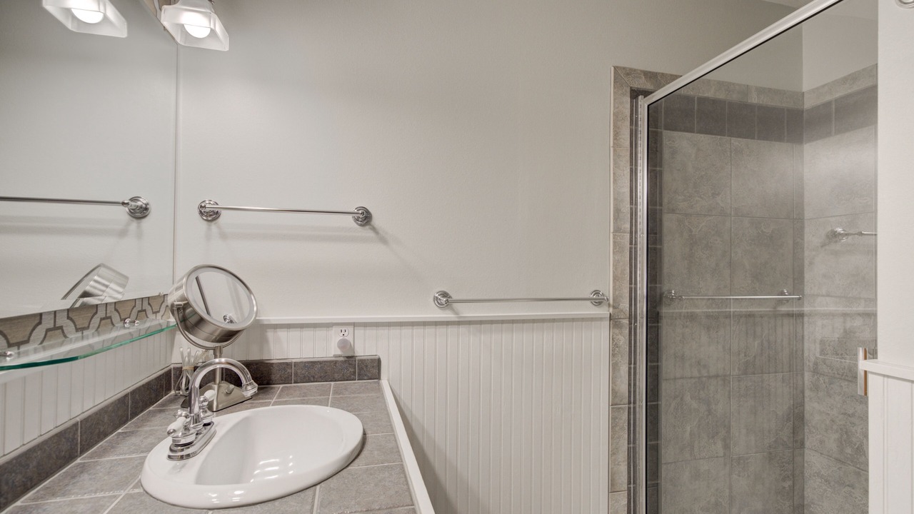 Photo of Bathroom in Big Sky
