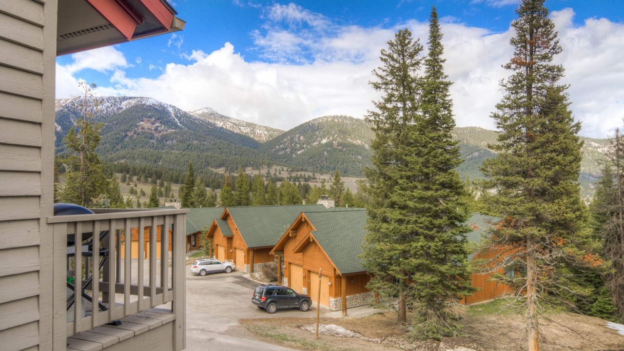 Photo of Patio Balcony in Big Sky