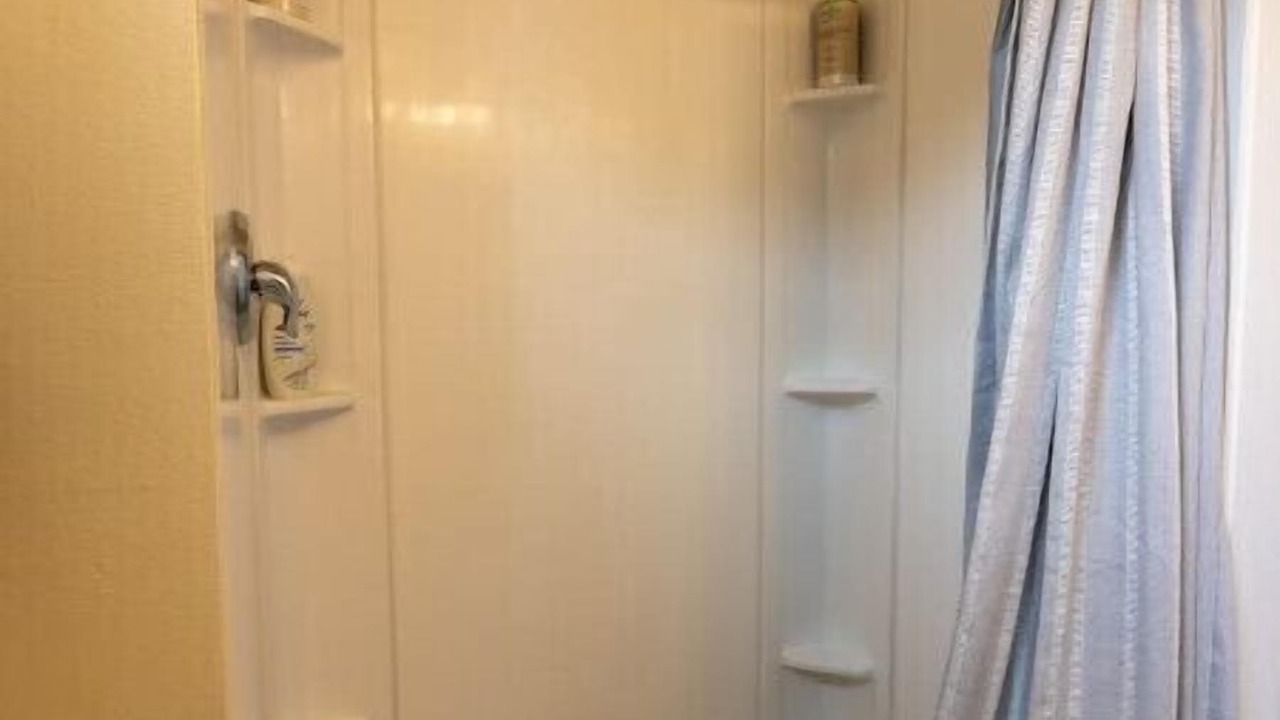 Photo of Bathroom in Lower Rattlesnake