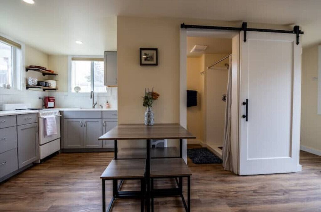 Photo of Kitchen in Lower Rattlesnake