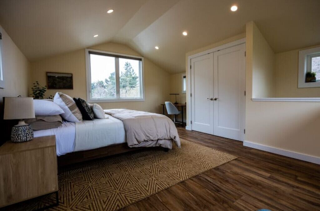 Photo of Bedroom in Lower Rattlesnake