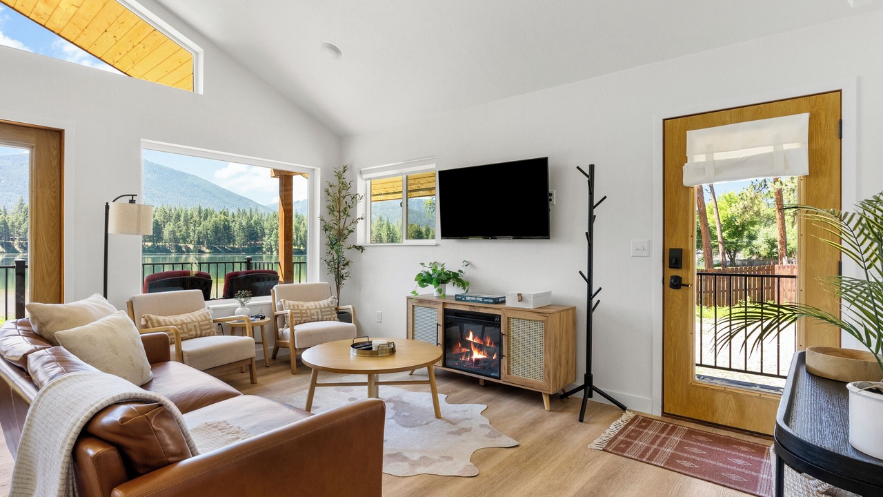 Photo of Livingroom in Thompson Falls