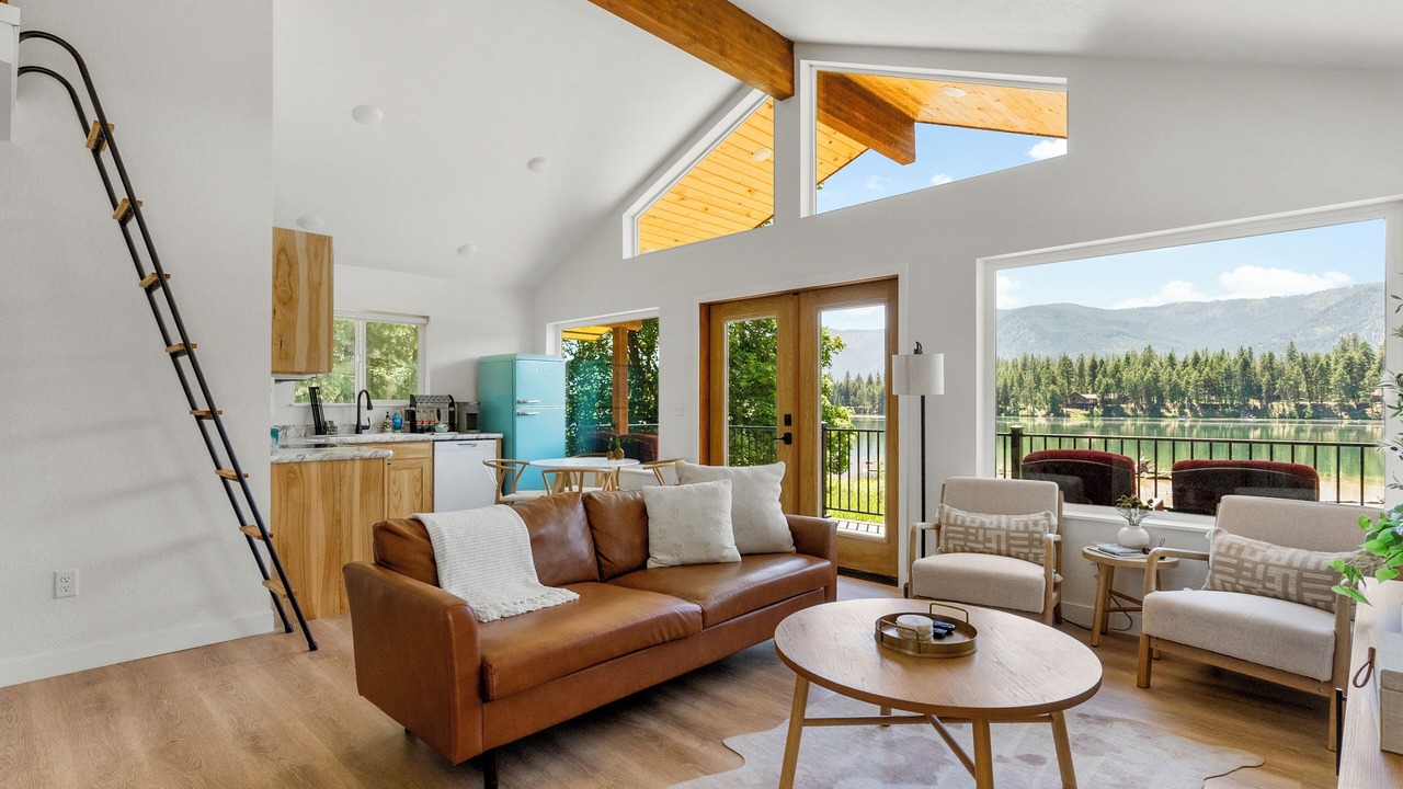 Photo of Livingroom in Thompson Falls