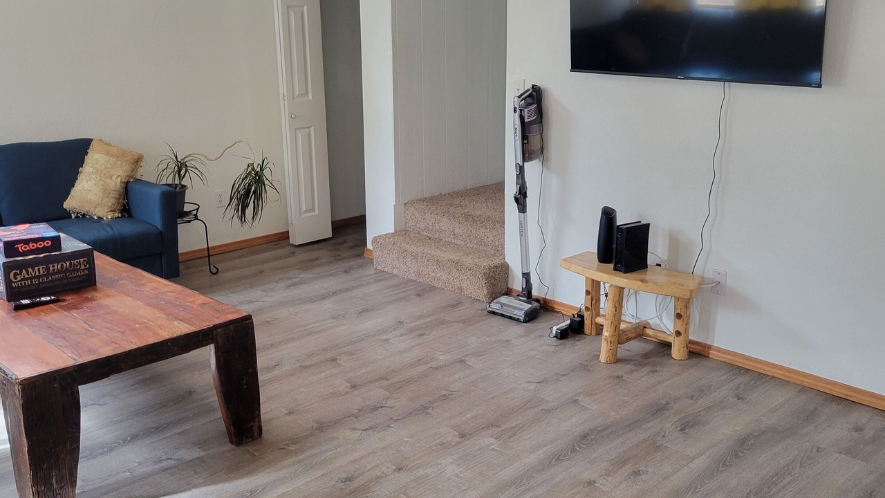 Photo of Livingroom in Westside