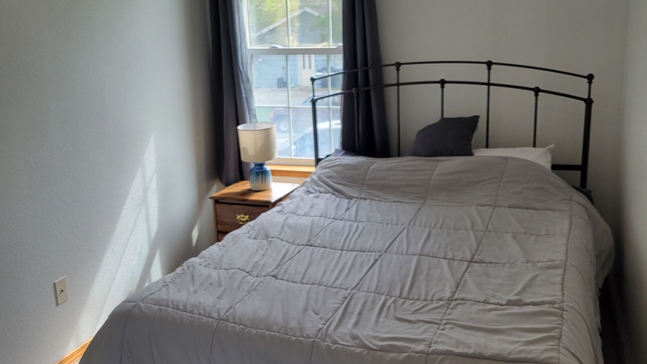 Photo of Bedroom in Westside