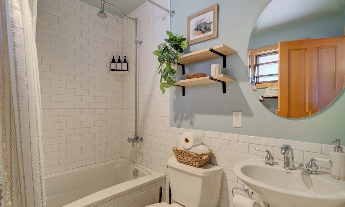 Photo of Bathroom in Bozeman