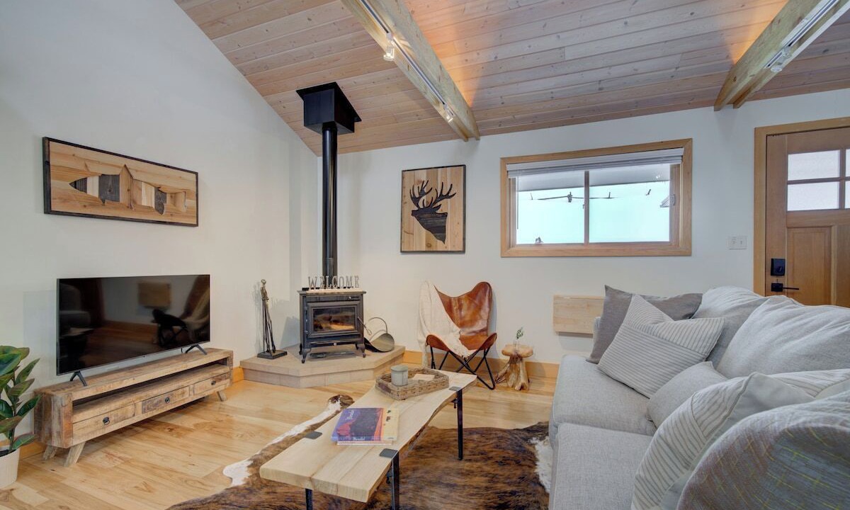 Photo of Livingroom in Bozeman