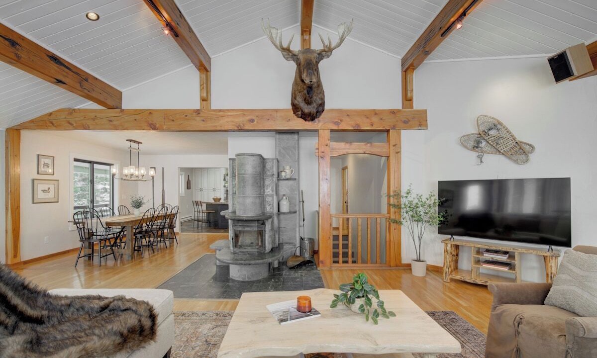 Photo of Livingroom in Bozeman