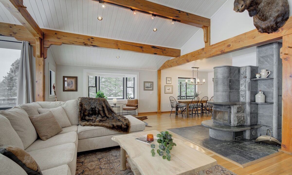 Photo of Livingroom in Bozeman