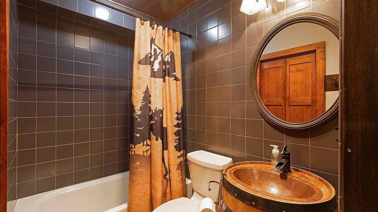 Photo of Bathroom in Anaconda