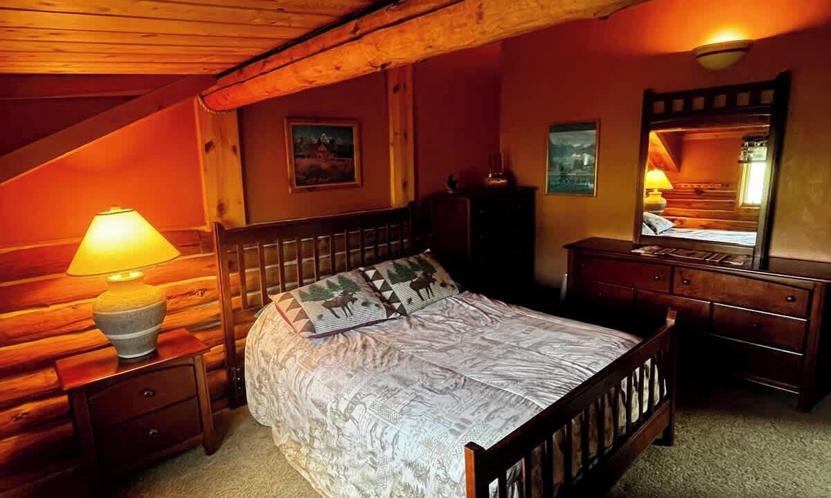 Photo of Bedroom in Bozeman