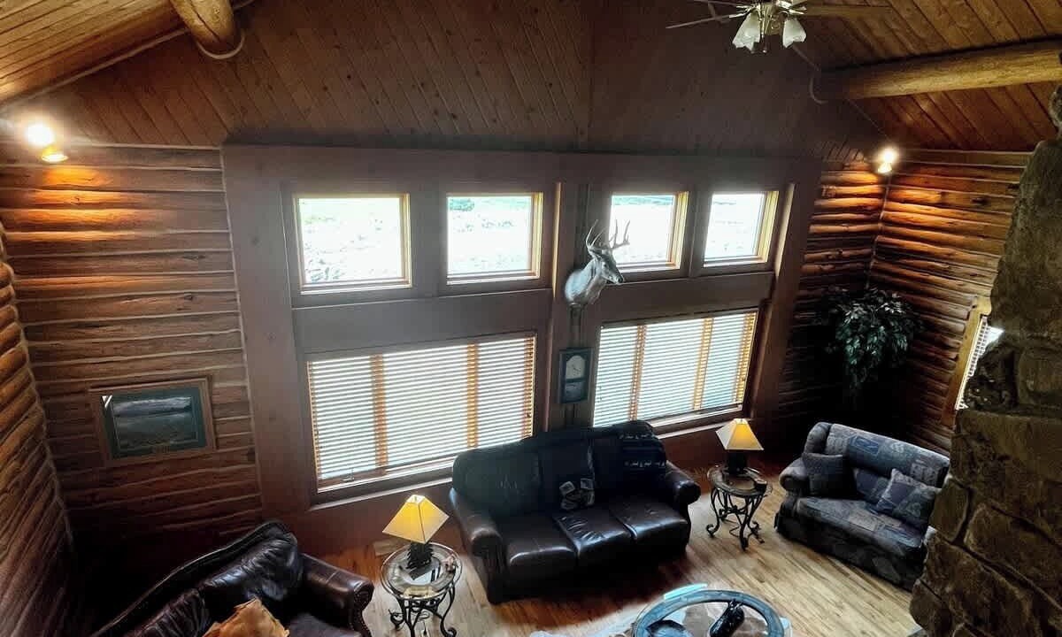 Photo of Livingroom in Bozeman