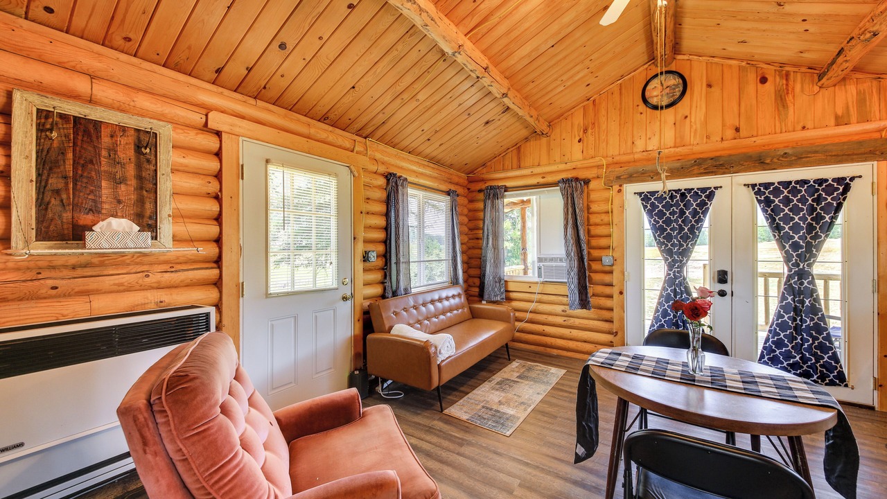 Photo of Livingroom in Trout Creek