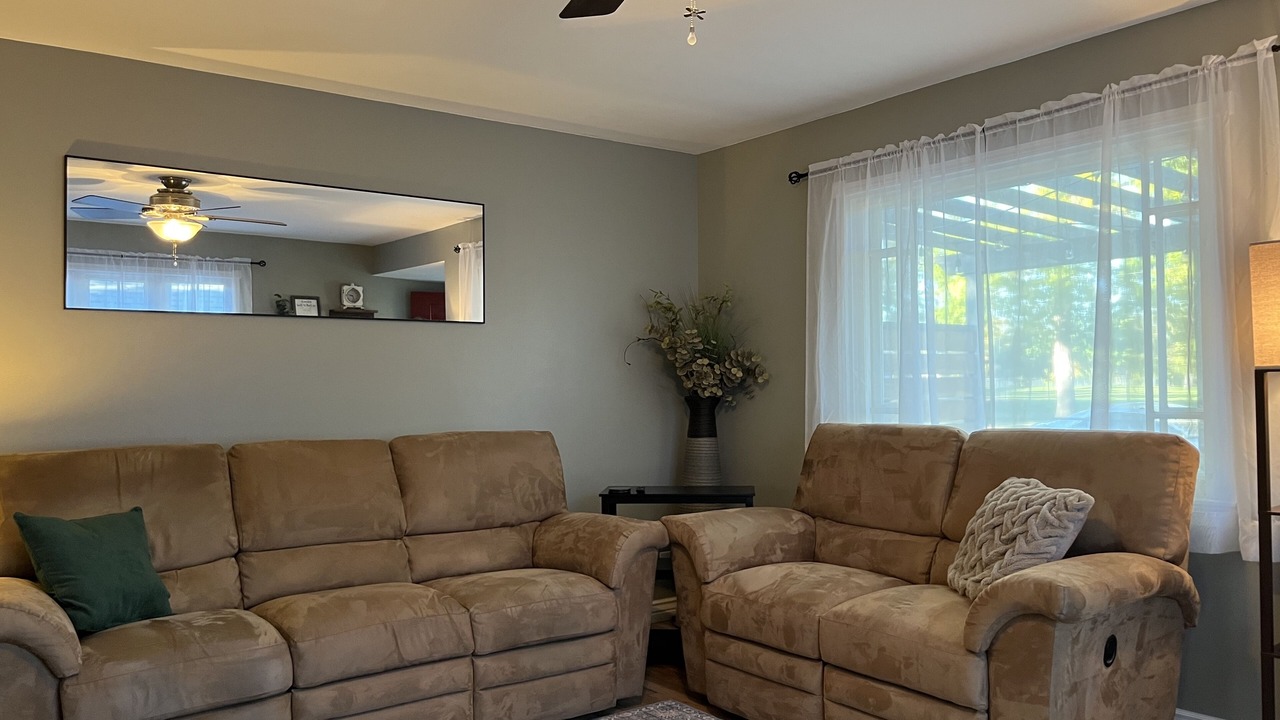 Photo of Livingroom in South Side