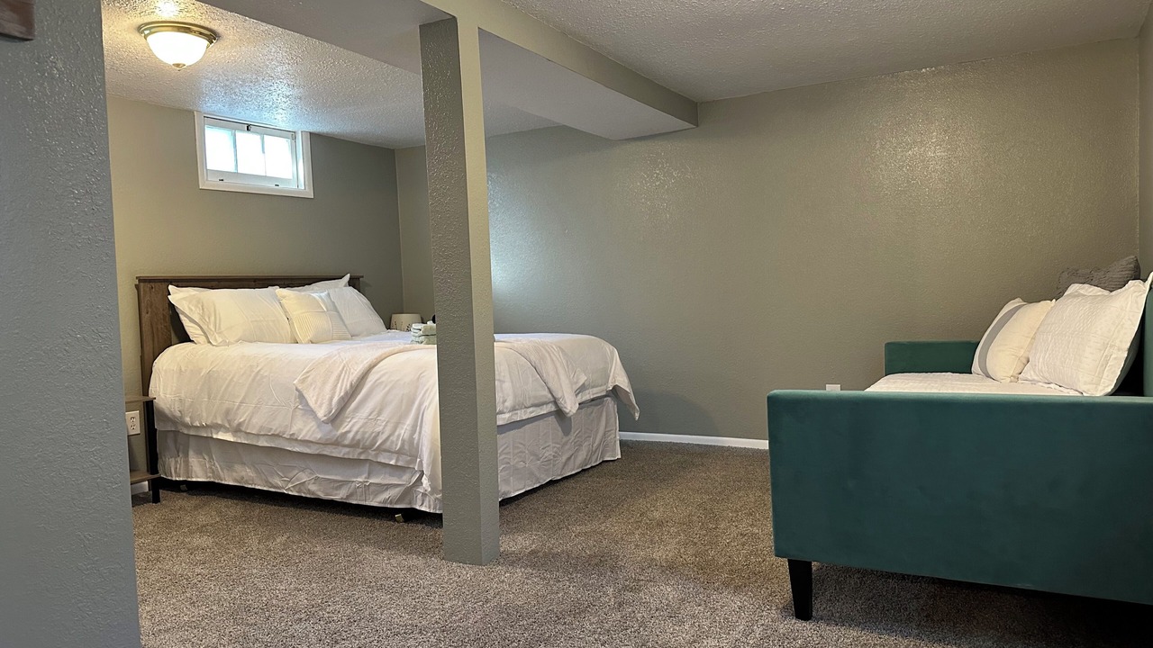 Photo of Bedroom in South Side