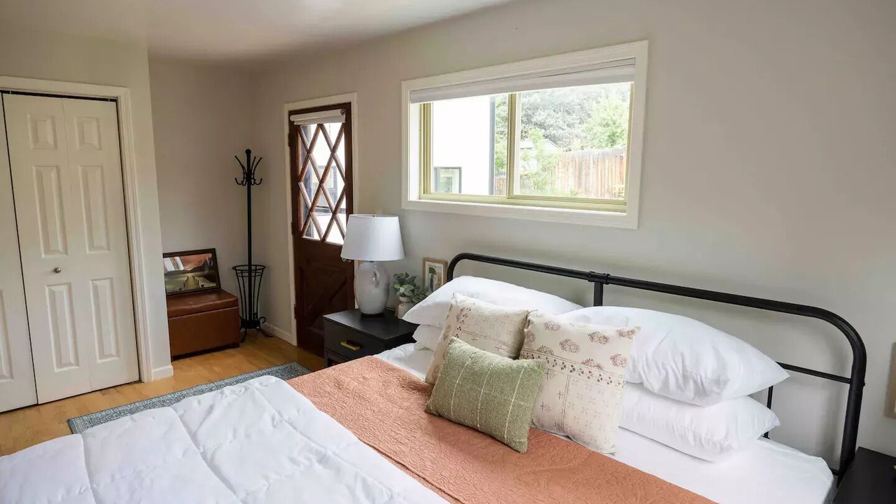Photo of Bedroom in Lower Rattlesnake