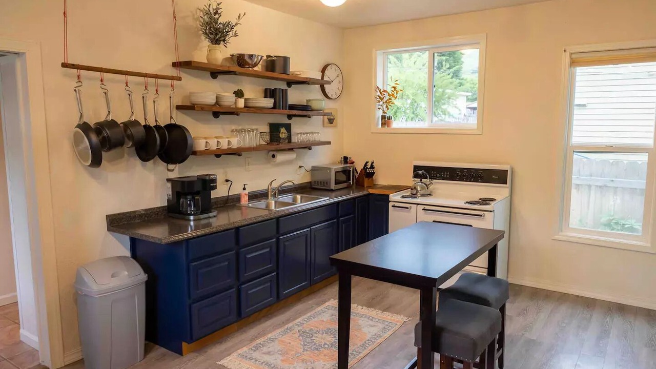Photo of Kitchen in Lower Rattlesnake