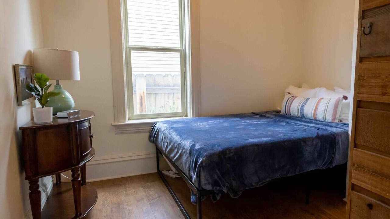 Photo of Bedroom in Lower Rattlesnake