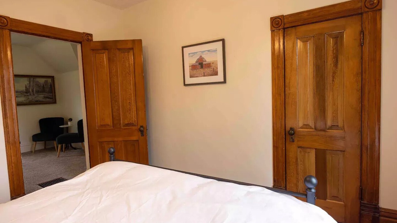 Photo of Bedroom in Lower Rattlesnake