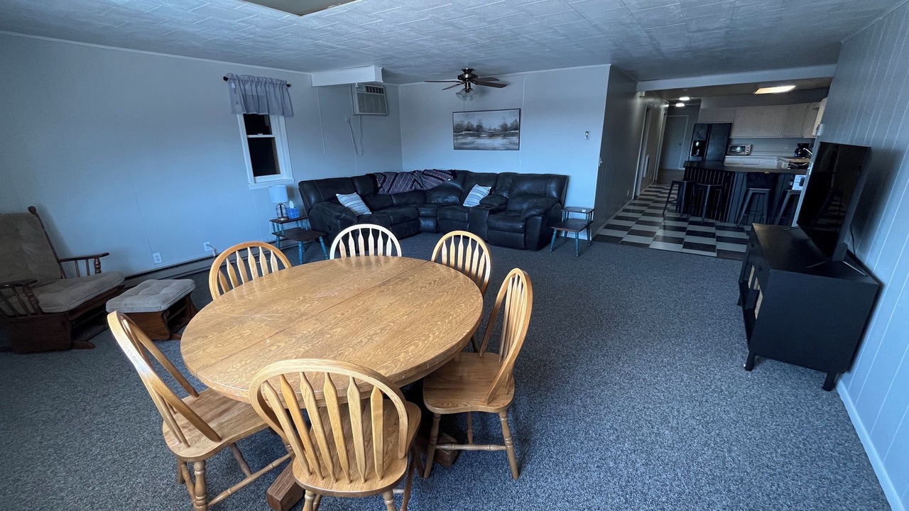 Photo of Livingroom in Miller