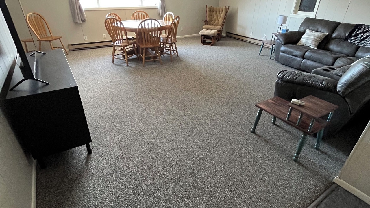 Photo of Livingroom in Miller