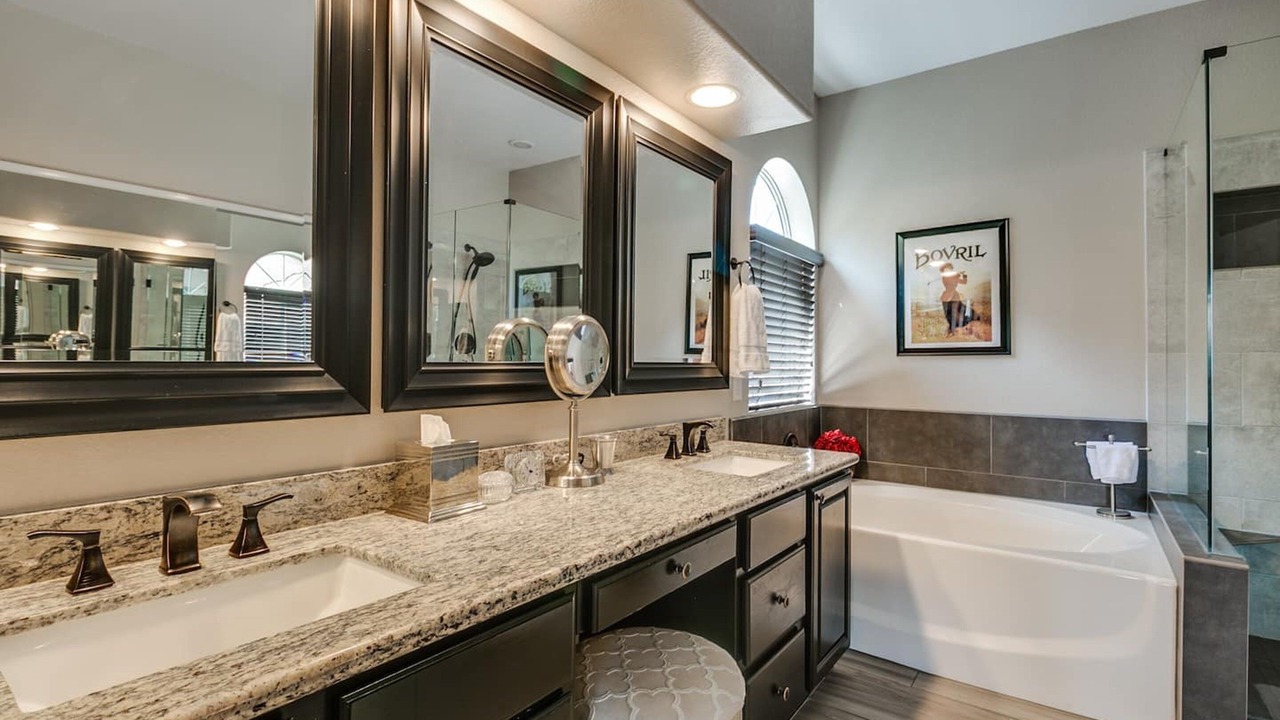 Photo of Bathroom in Superstition Springs