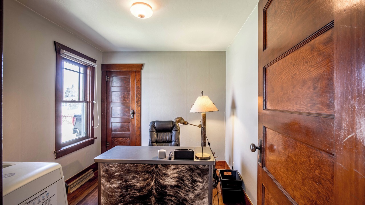 Photo of Others in Ennis