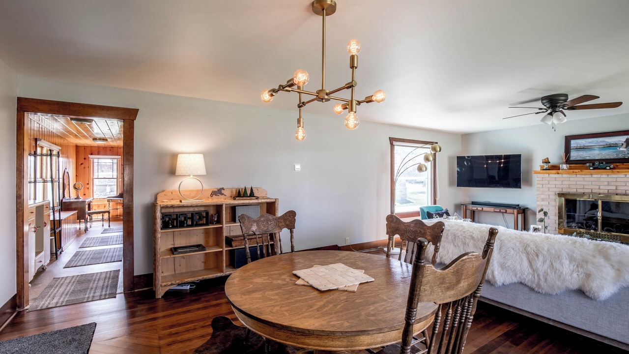 Photo of Others in Ennis